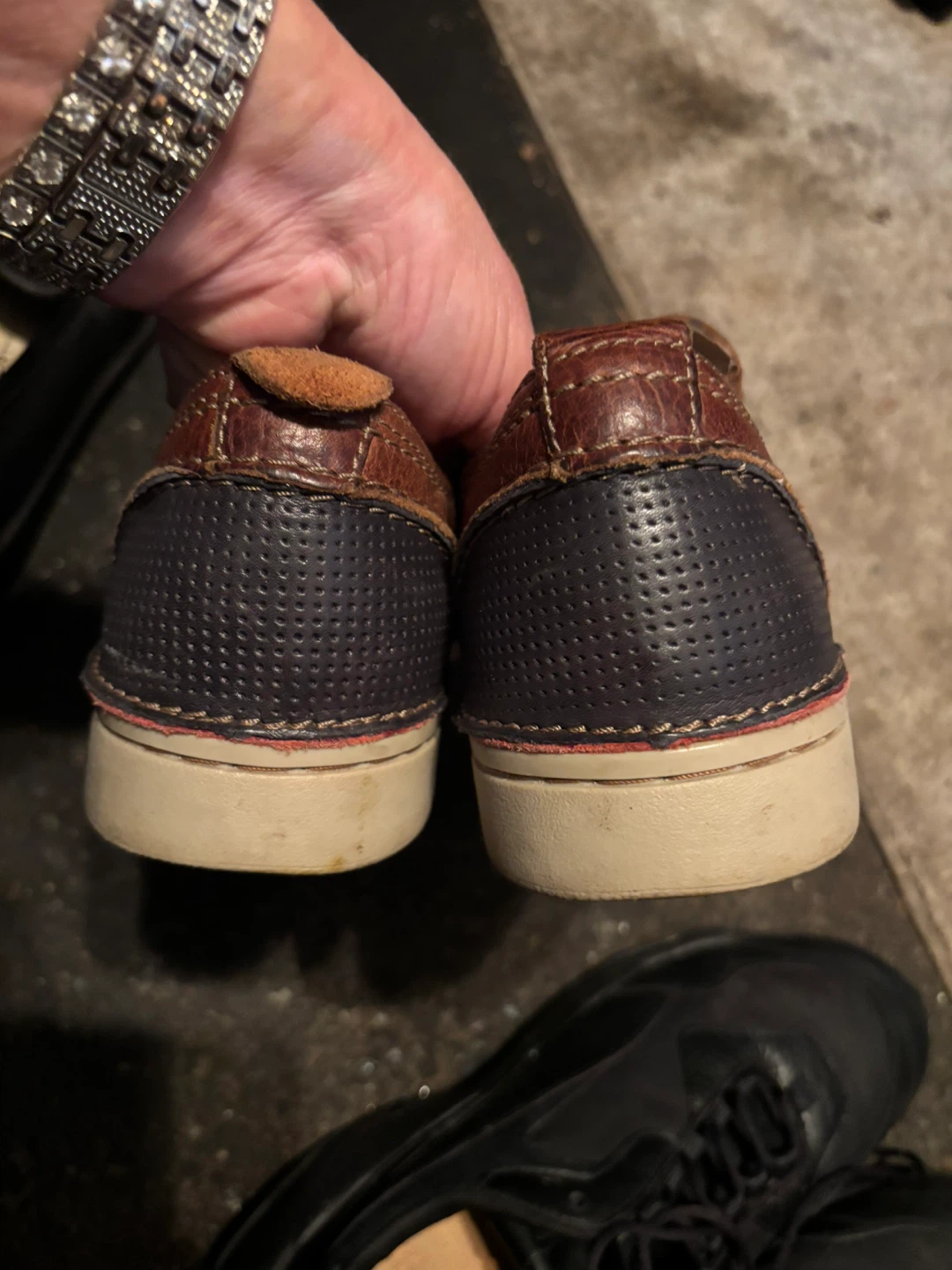 Shoes for men 10 dollars each - photo 4