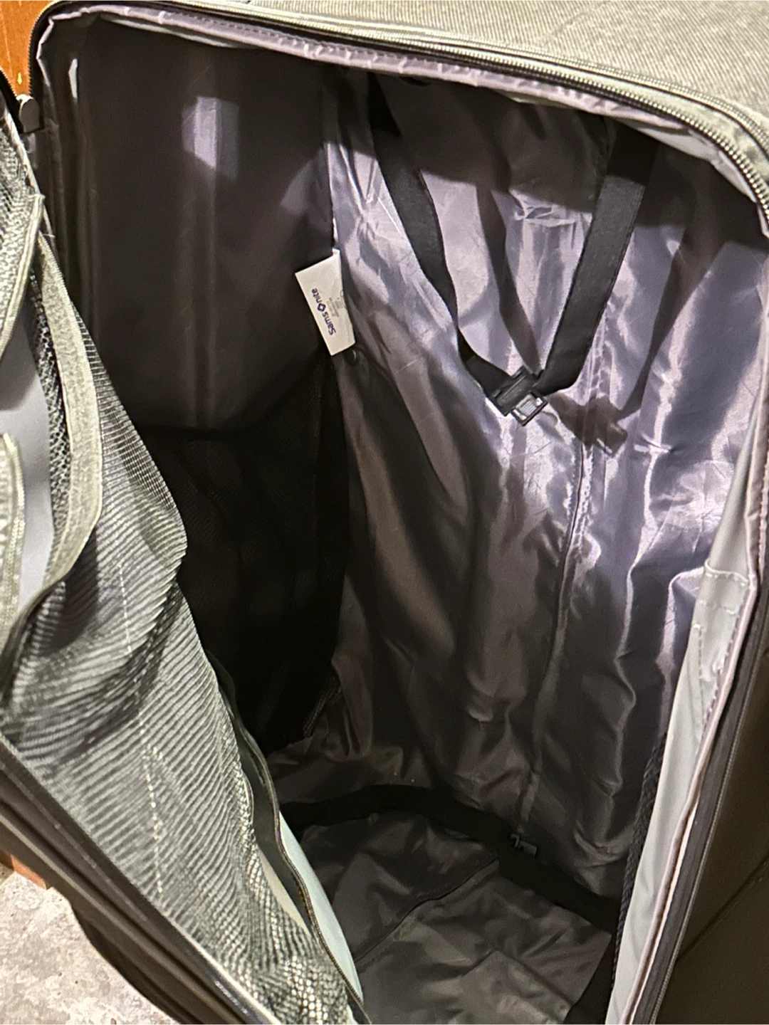 Samsonite Black Luggage - photo 3