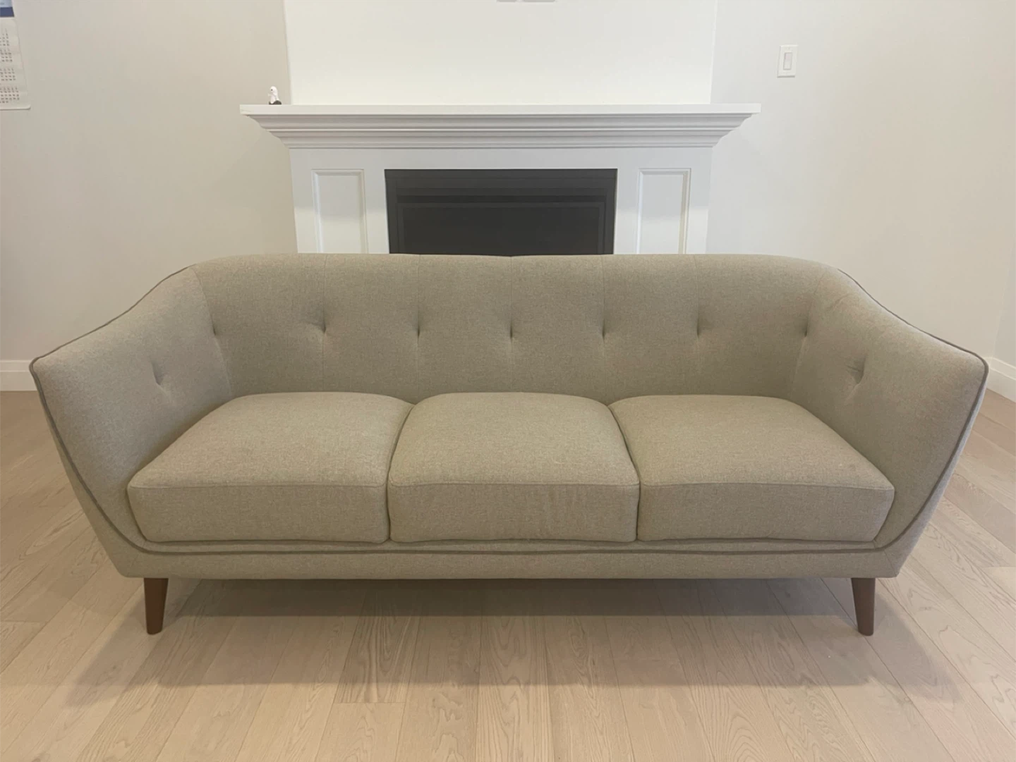 [Last Chance] Modern Beige 3-Seater Sofa – Leon’s, Like New