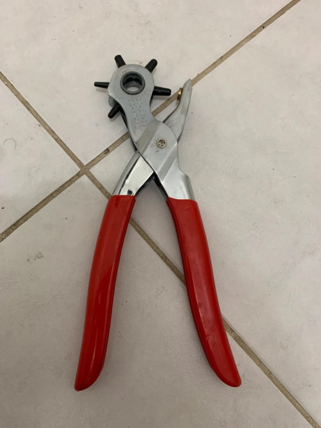 Arrow Rotary Leather Hole Punch Tool - photo 2