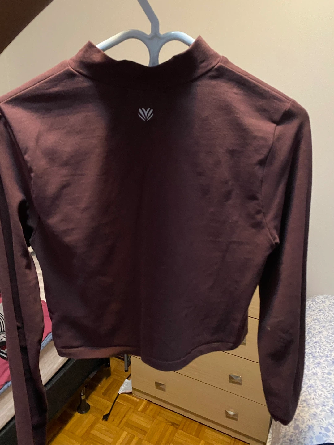 Forever 21 Burgundy Long Sleeve Cropped Top