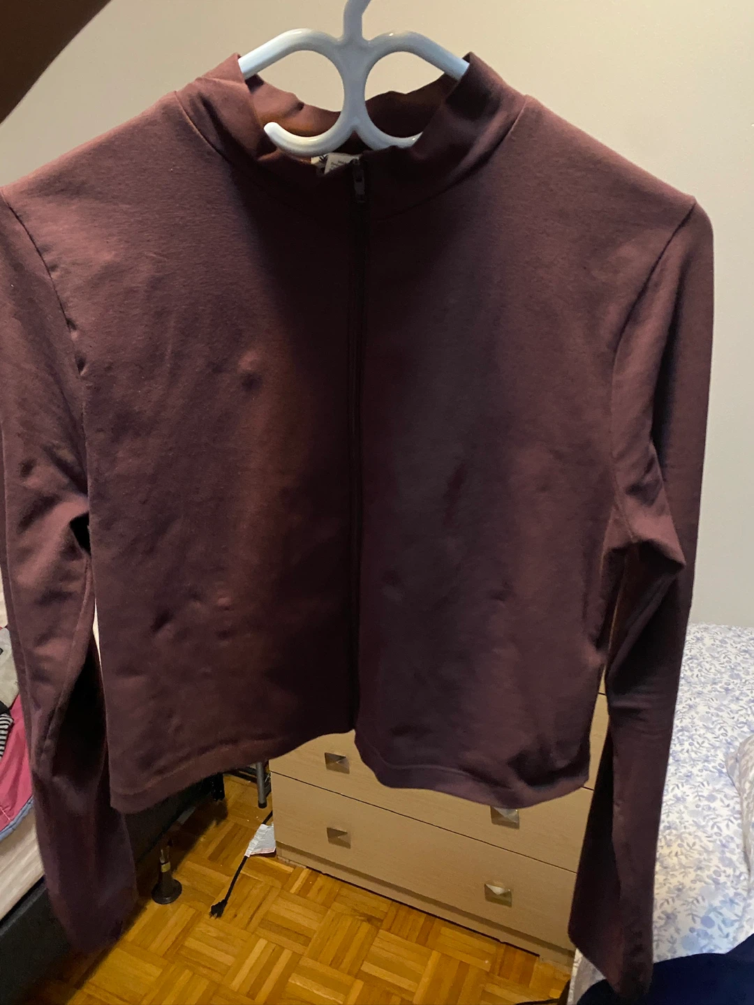 Forever 21 Burgundy Long Sleeve Cropped Top - photo 2