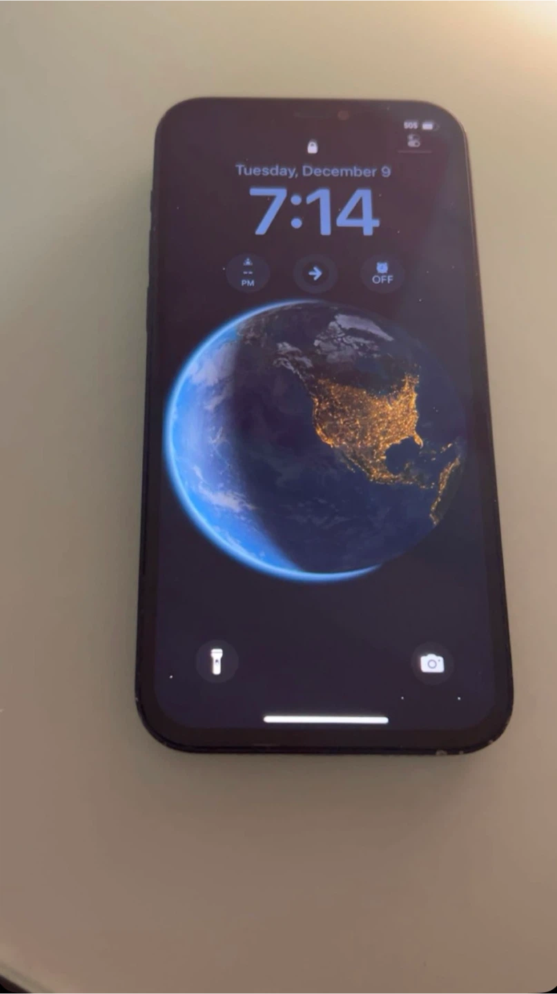 iPhone 12 - Black - photo 2