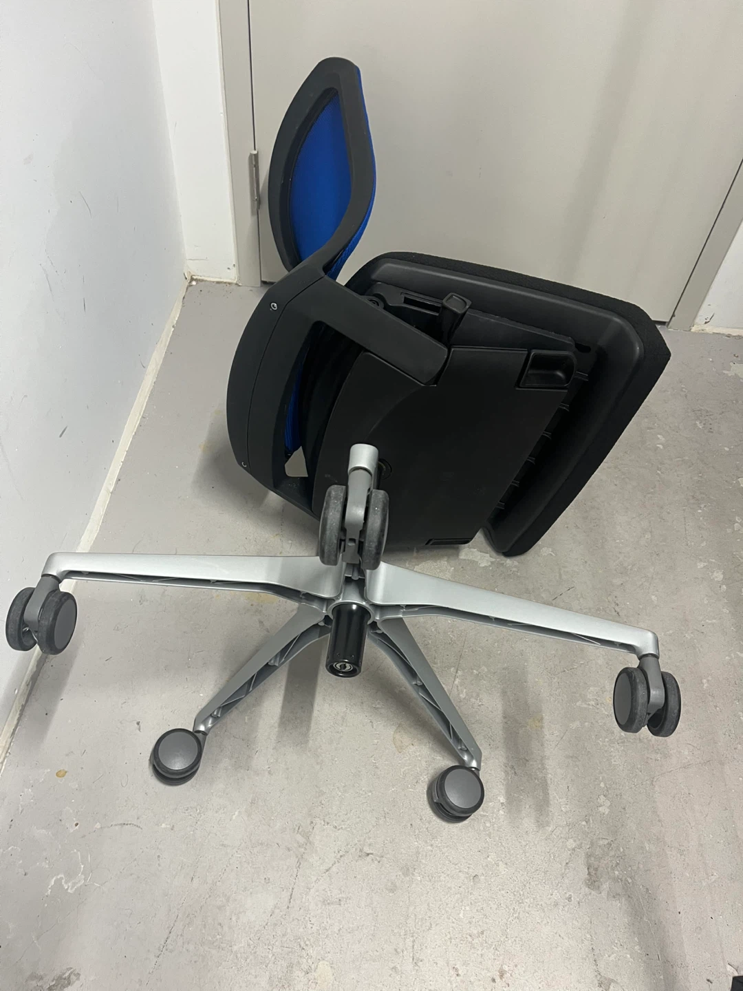 Blue & Black Office Chair - photo 2