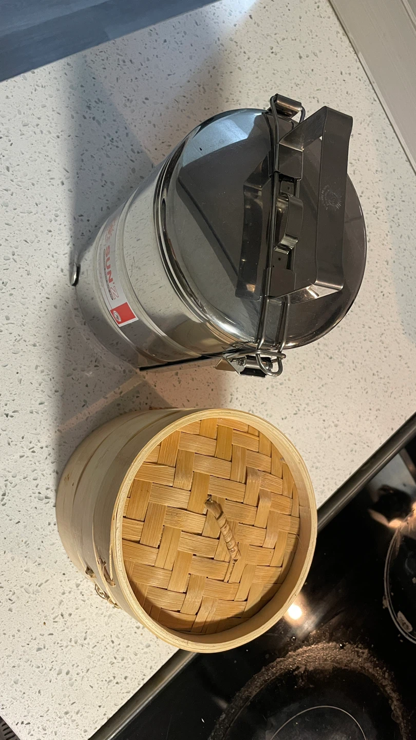 Stainless Steel Food Carrier & Bamboo Steamer - photo 4