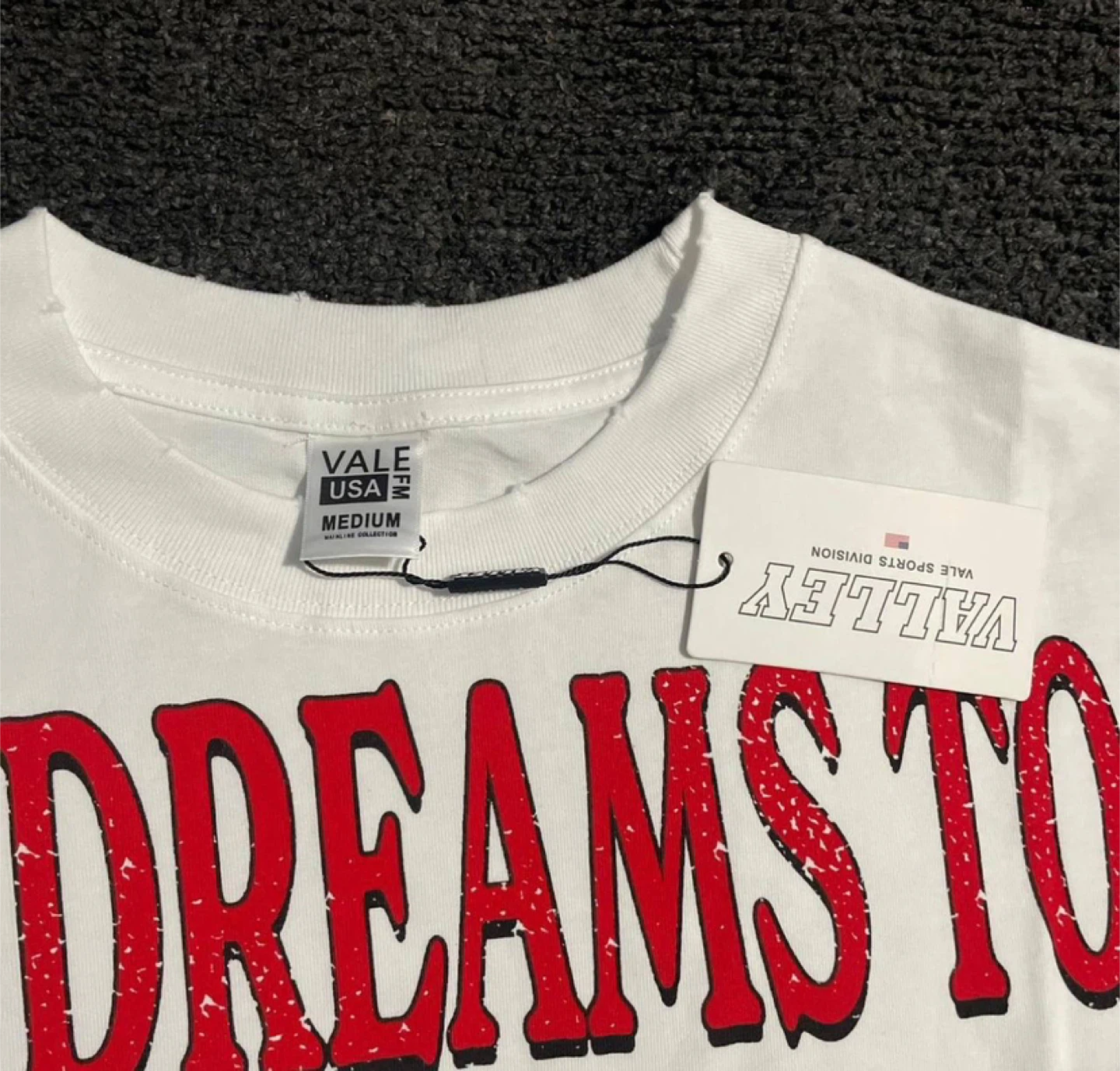 Vale “Dreams Tour” Sade Björk T-Shirt - photo 4