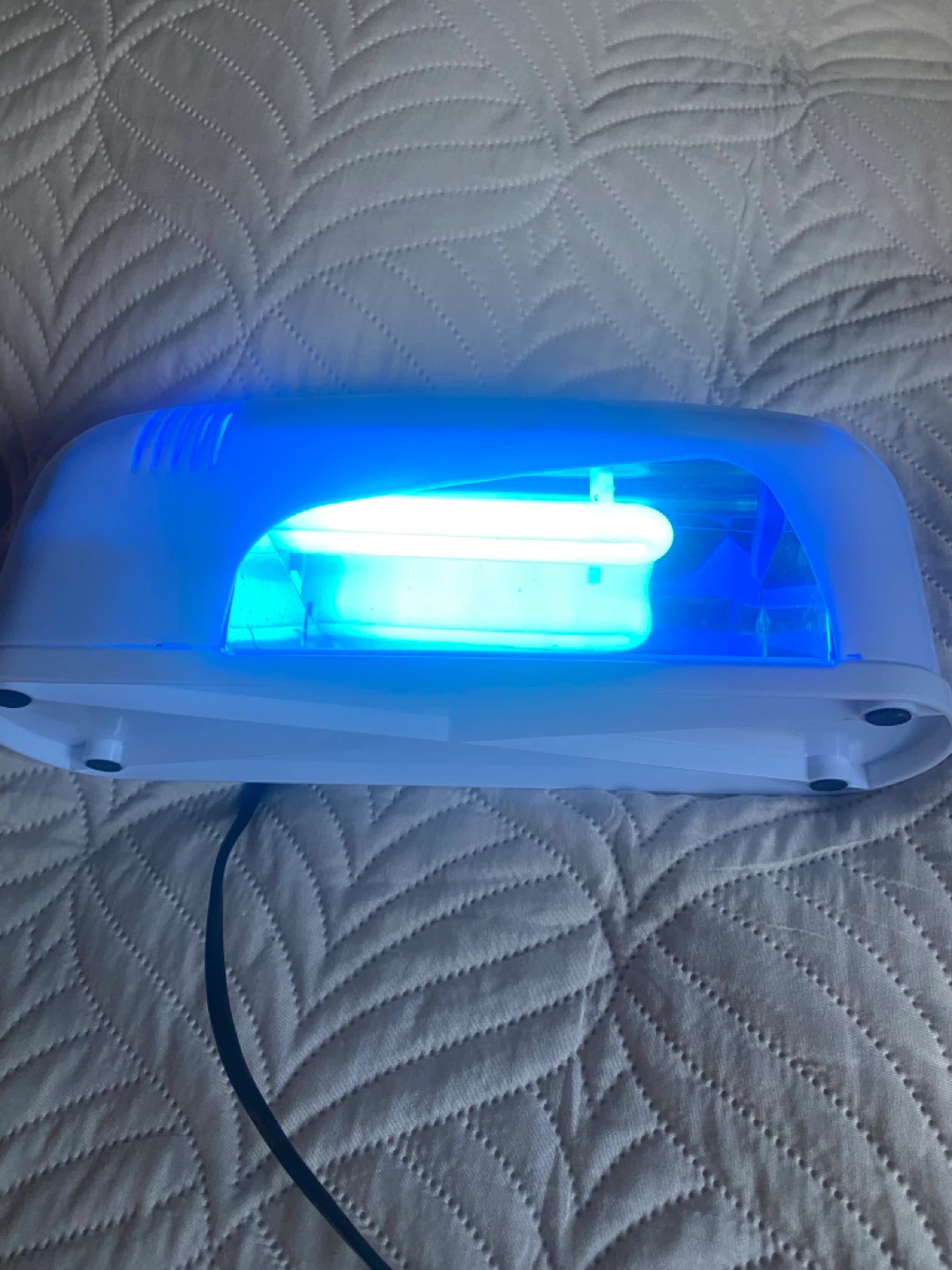 UV Nail Lamp - photo 2