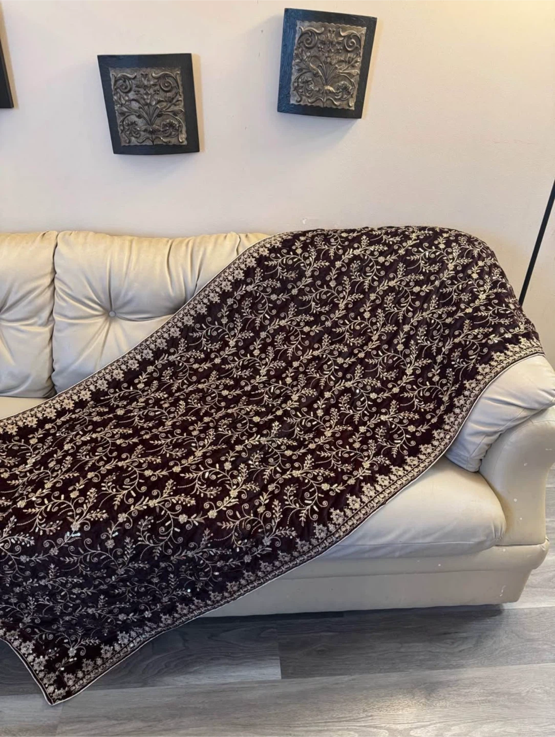 Embroidered Velvet Shawl - photo 2
