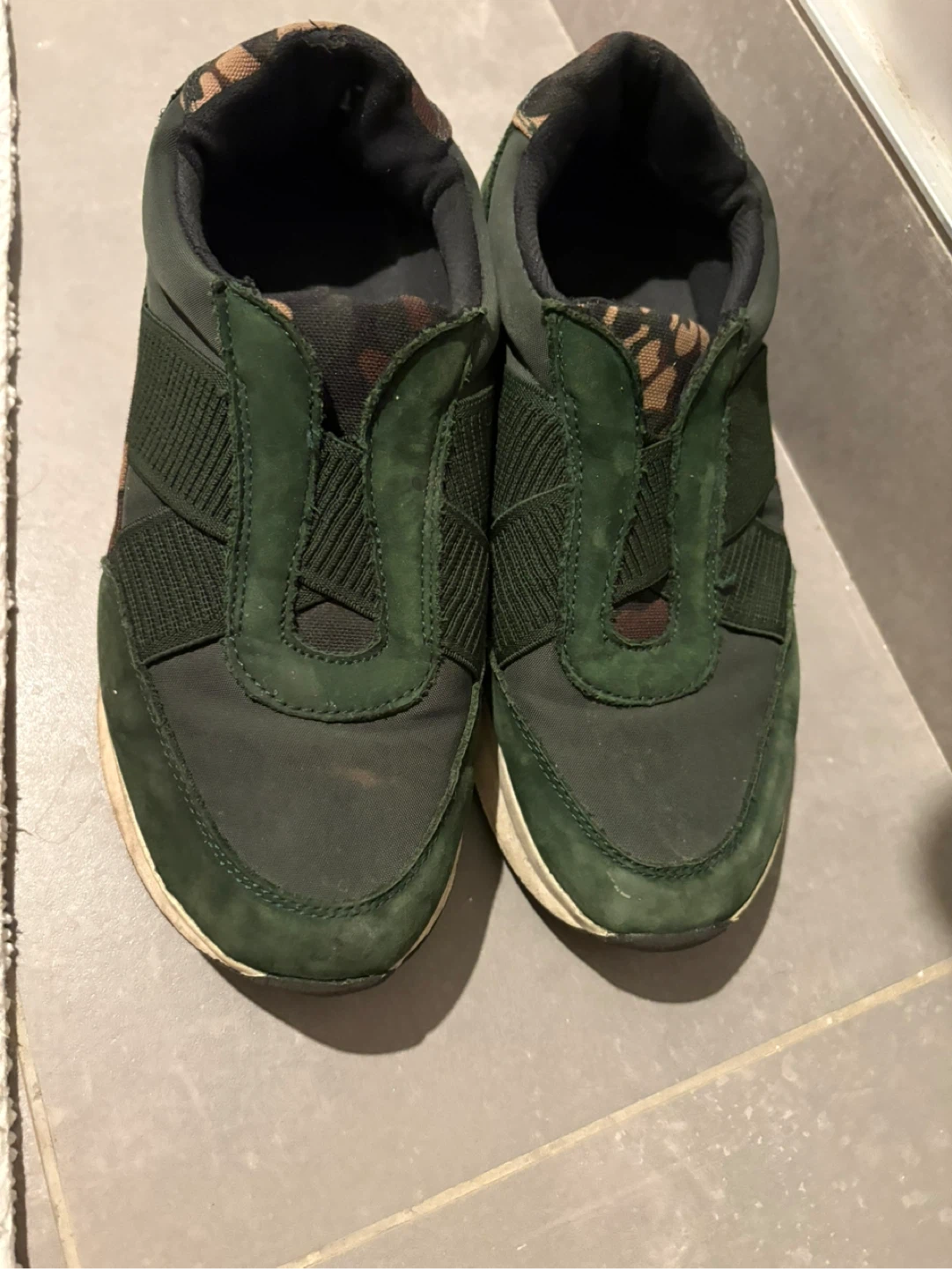 Naturalizer Sneakers size 8