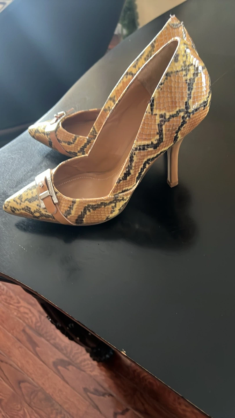 Guess & BCBG High Heels - - photo 3