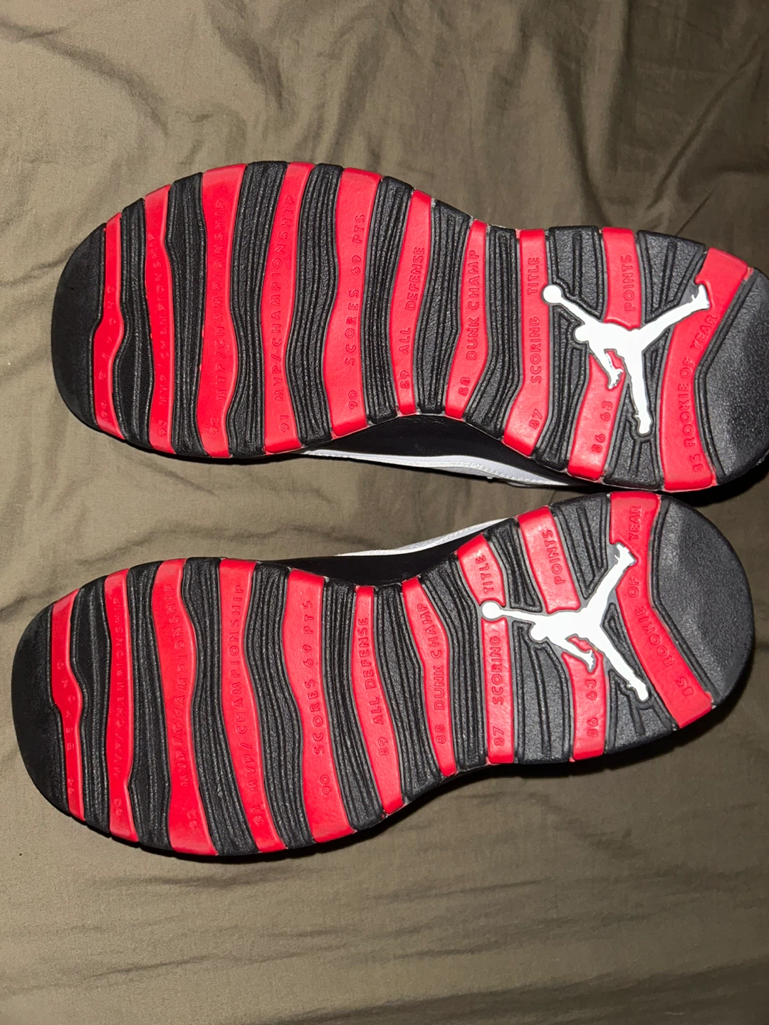 Air Jordan 10 Retro Chicago White/Black/Red- Size 10