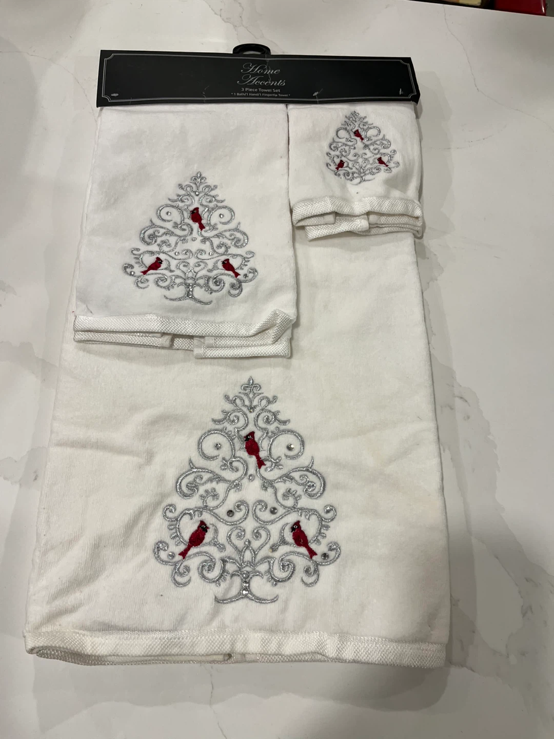 Home Accents 3-Piece Towel Set - New