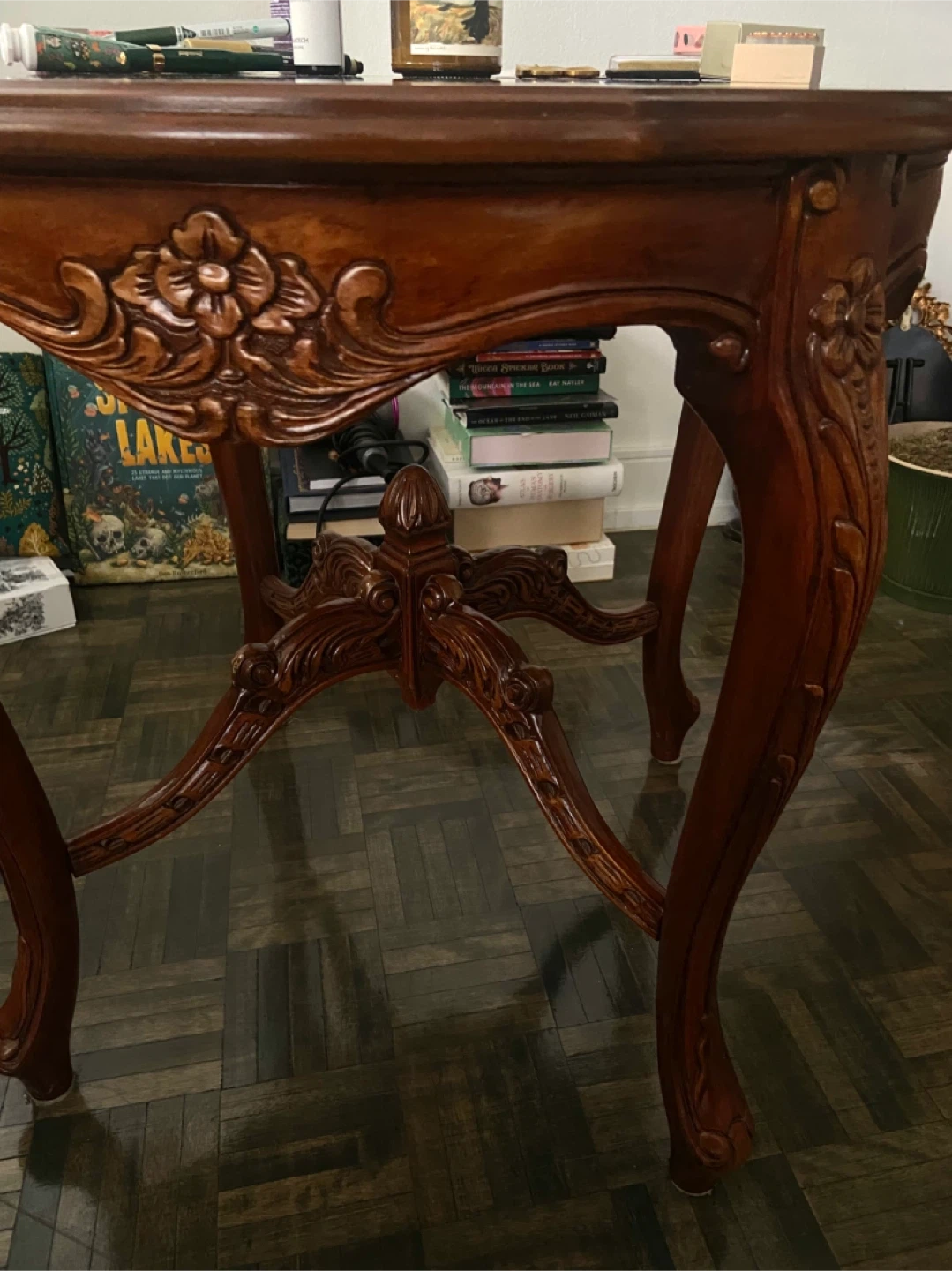 2 Side Tables w/ Ornate Wood Detailing - photo 2