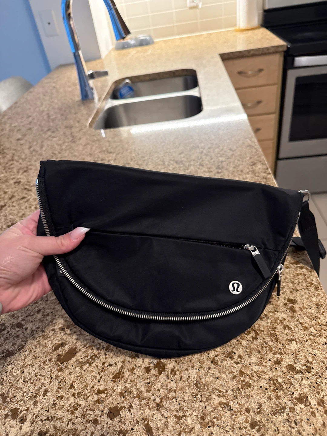 Lululemon Black Sling Bag - photo 2