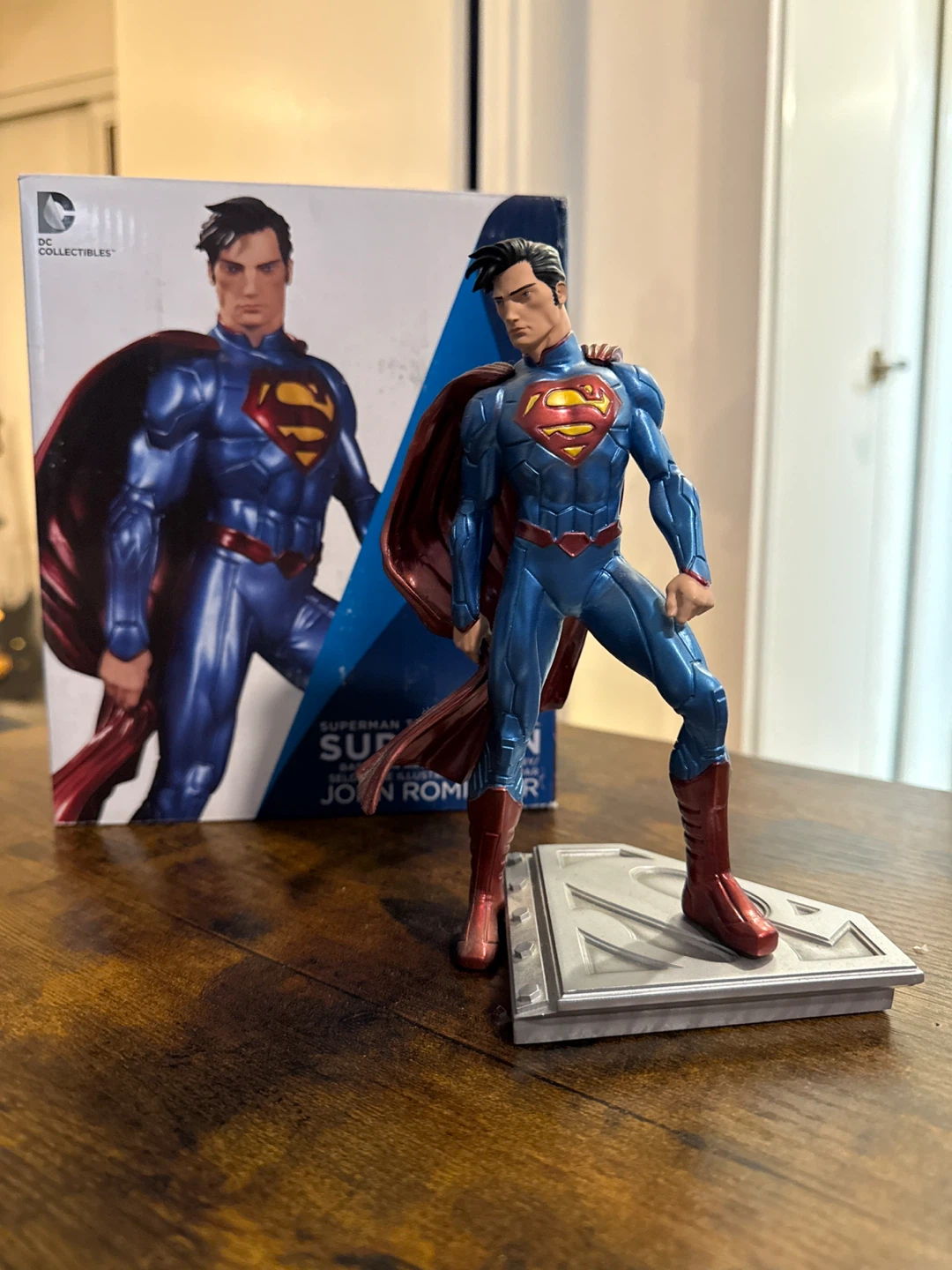 DC Collectibles Superman Statue