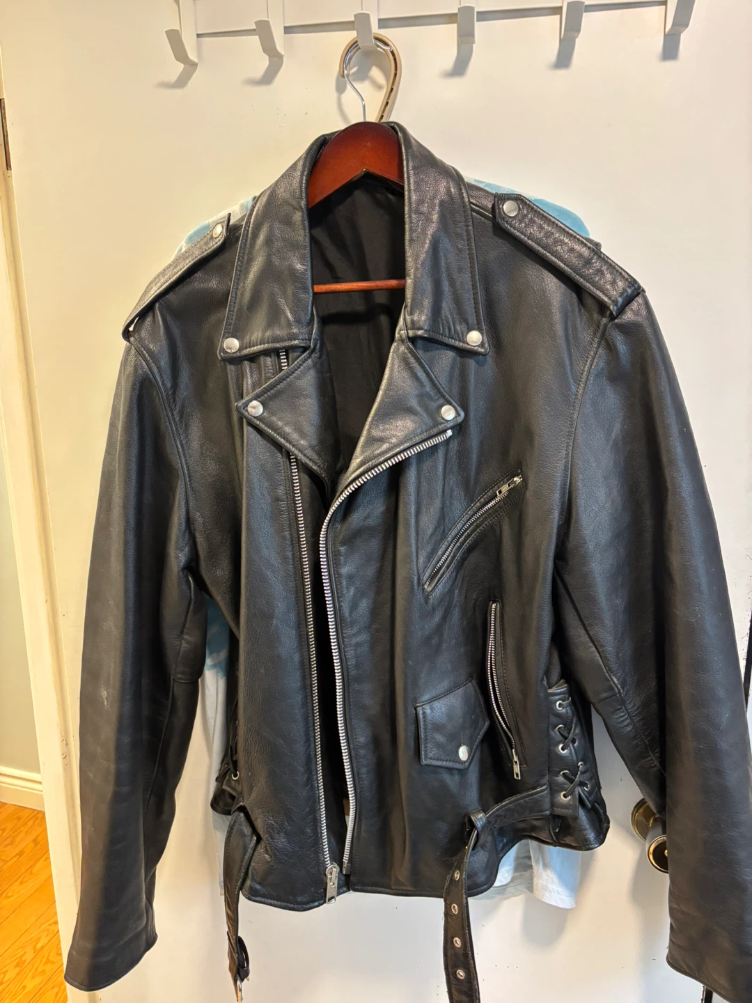 Black Leather Motorcycle Jacket XL - photo 2
