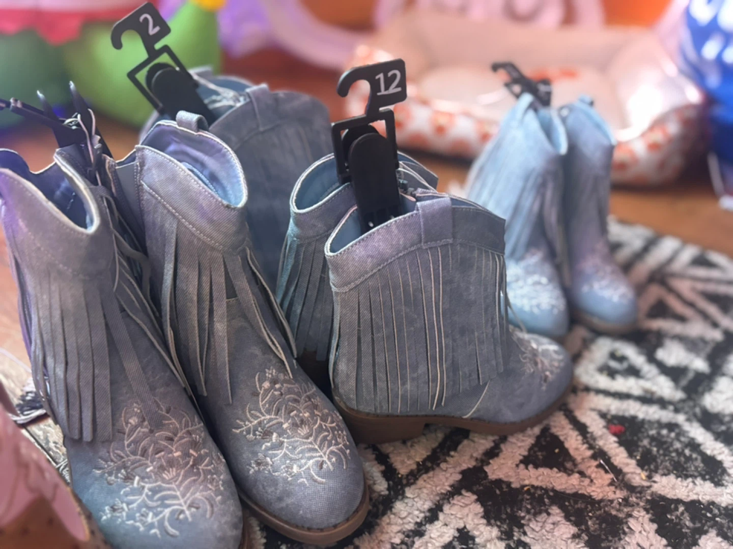 Children’s boots sizes 11 through size 4 - photo 5