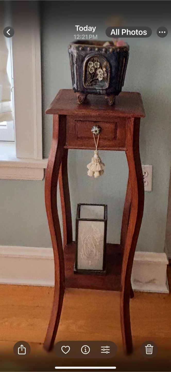 Plant stand