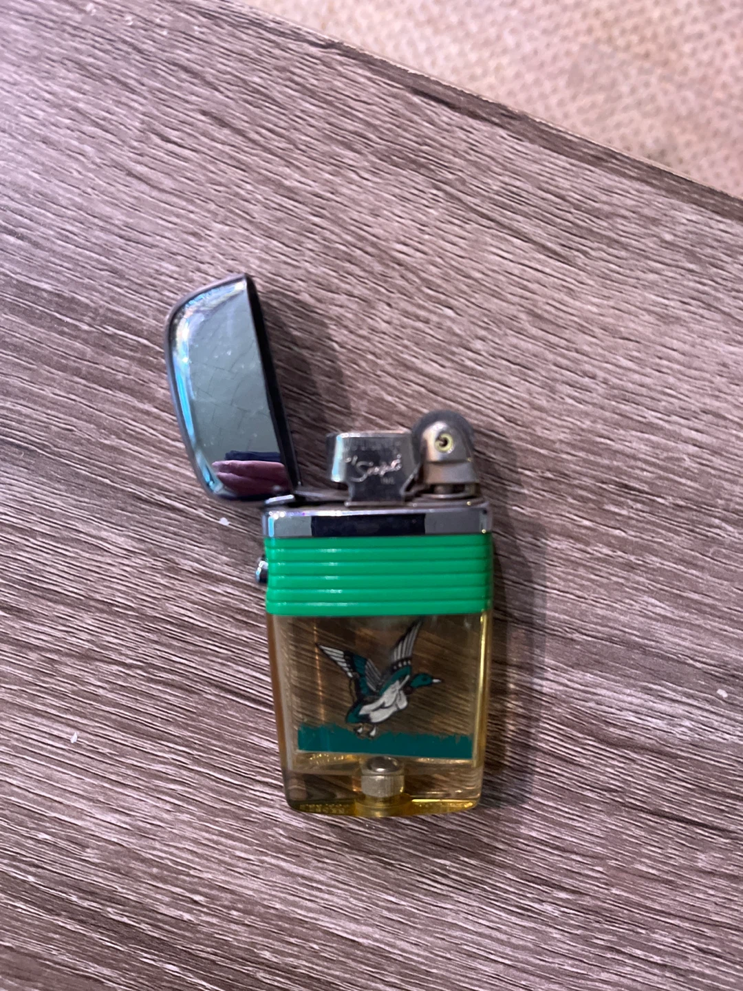 Vintage Scripto Vu-Lighter with Duck Design - photo 2