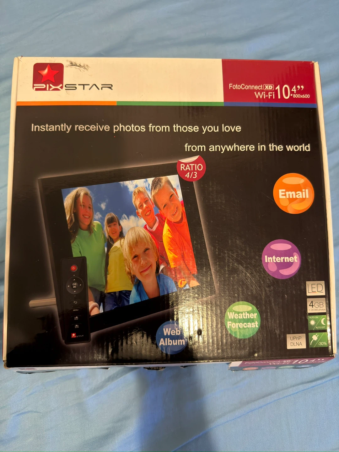 Pix-Star FotoConnect XD Wi-Fi Digital Photo Frame 10.4"