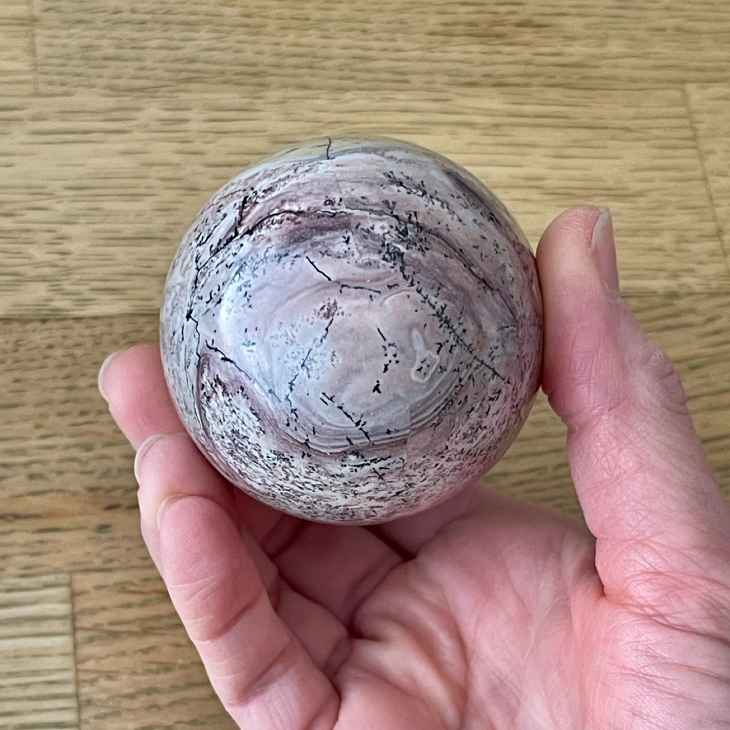 Sandstone Dendrite Egg - Painting by nature - photo 3