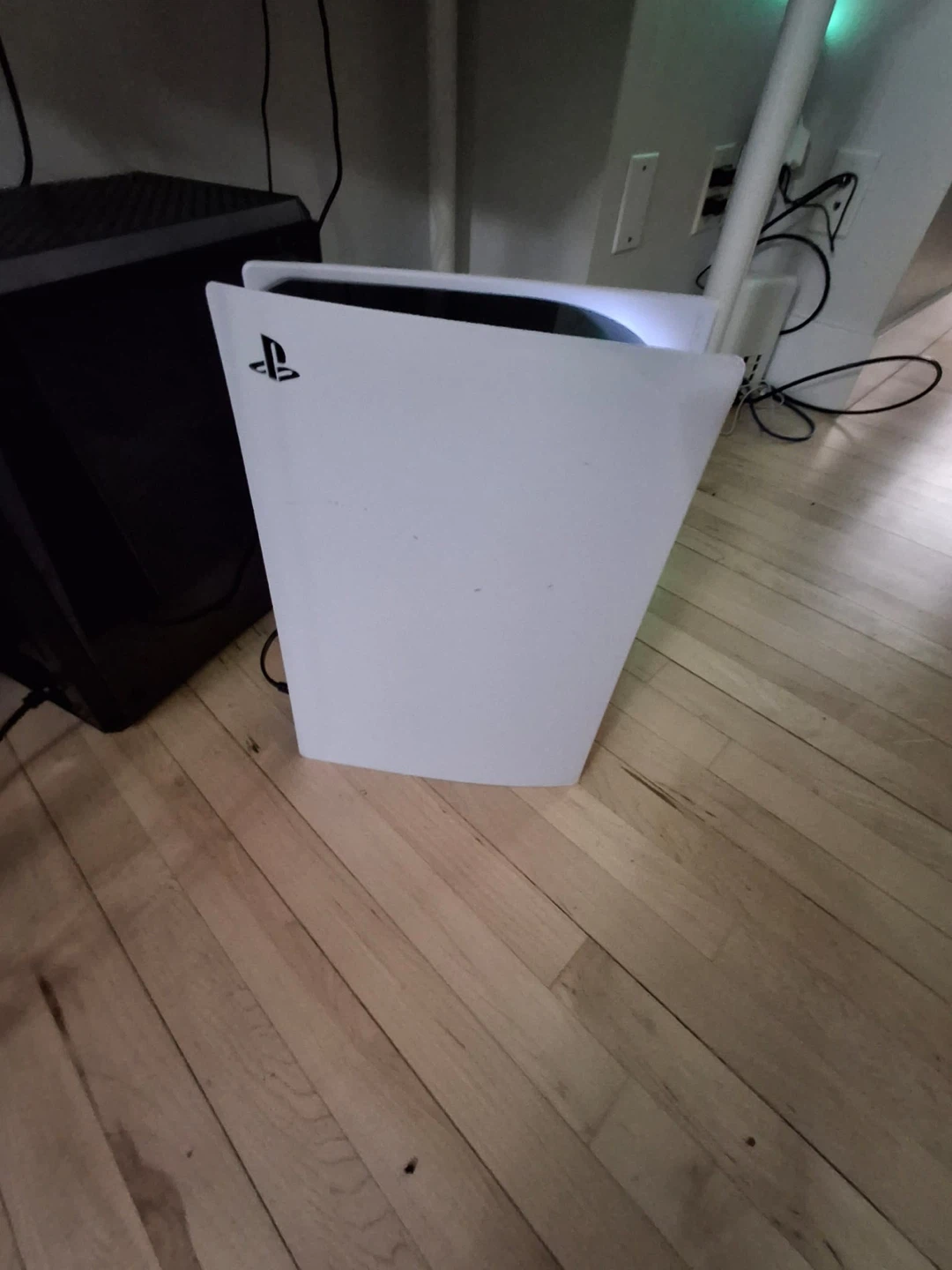 PlayStation 5 (PS5) Disc Console only - photo 2