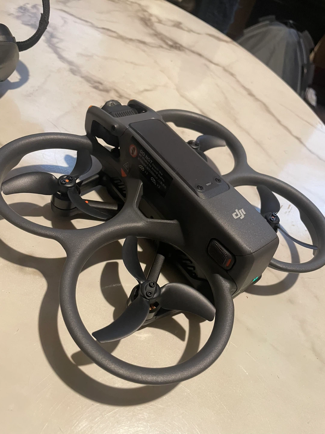 DJI Avata 2 Drone  fly more combo with Goggles and Remote - photo 4