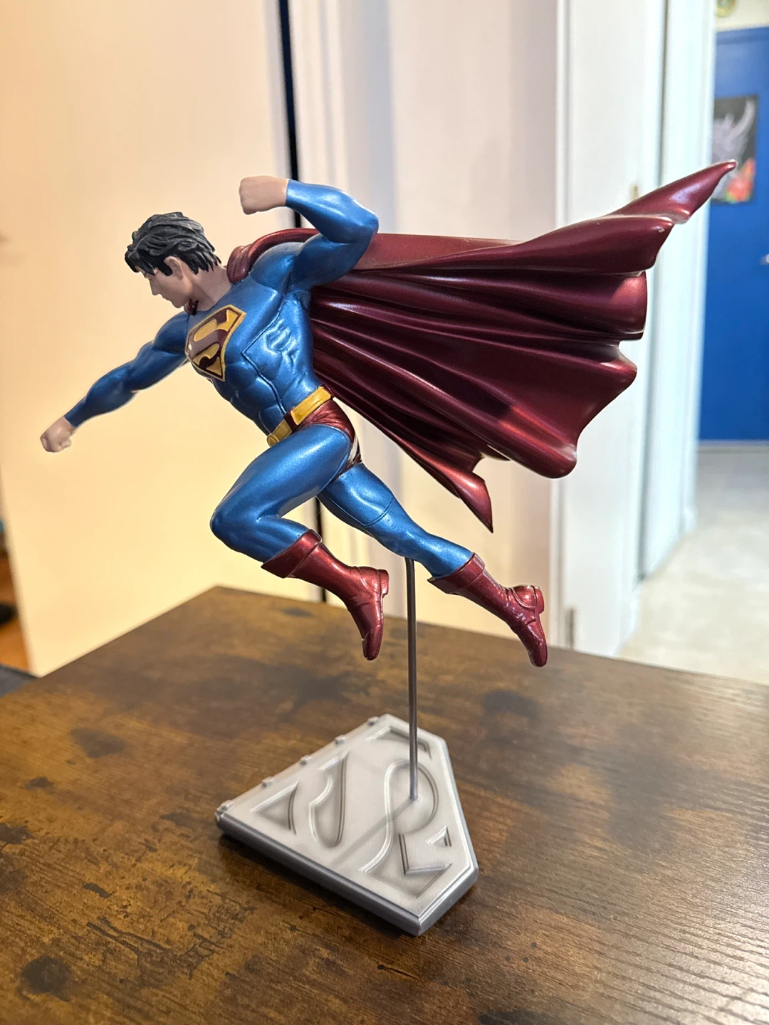 DC Collectibles Superman Man of Steel Statue - photo 5