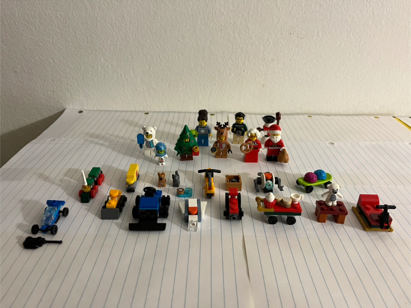 LEGO Minifigures - Holiday & More!