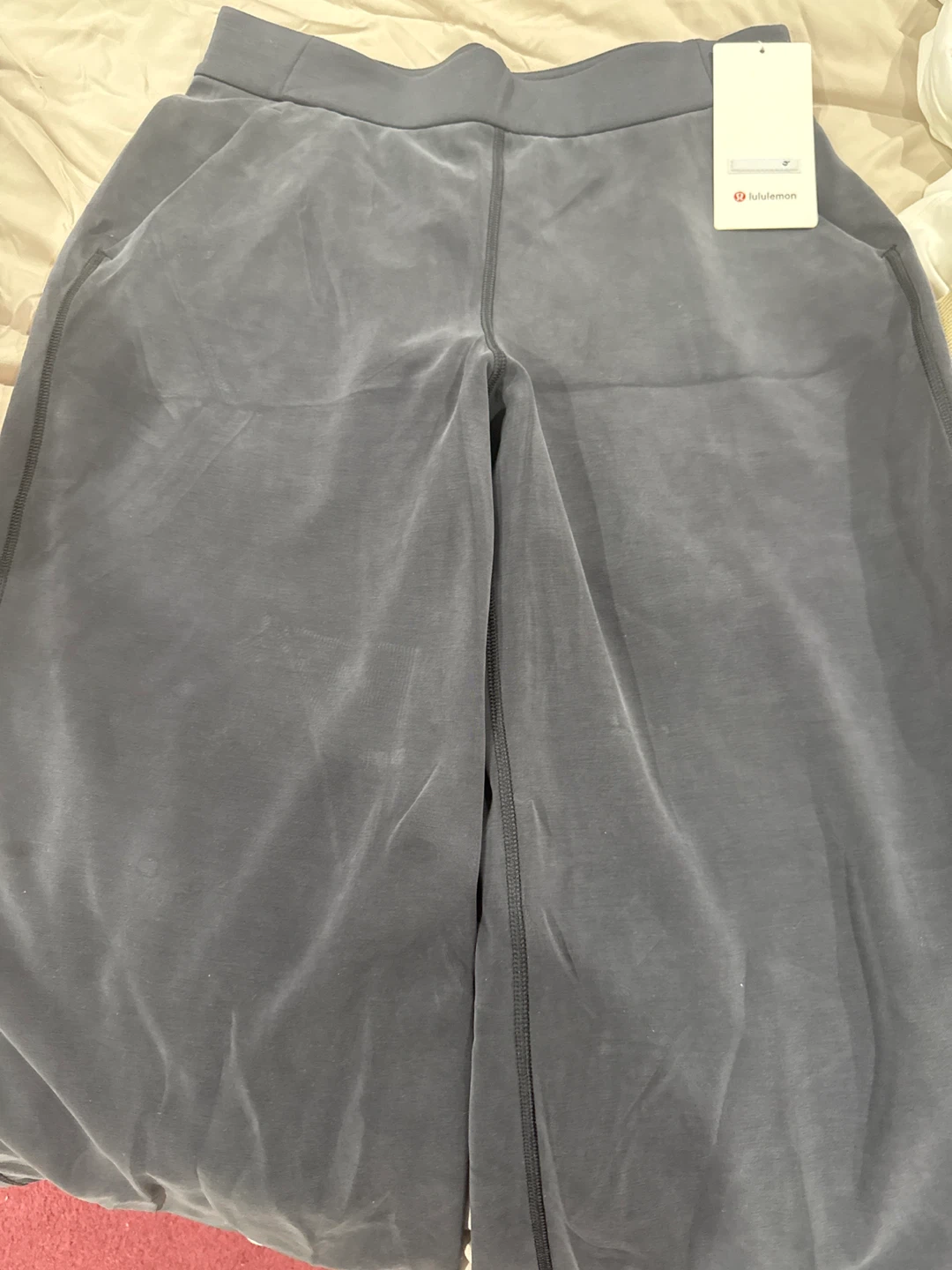 Lululemon Softstreme High-Rise Wide-Leg Crop - Size L