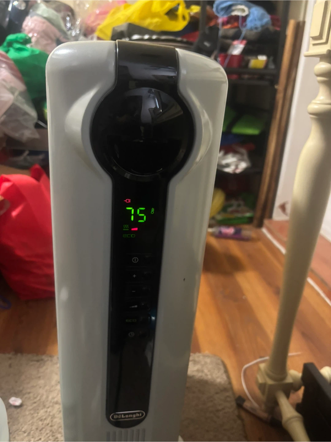 DeLonghi Oil Heater - Great Condition! - photo 3