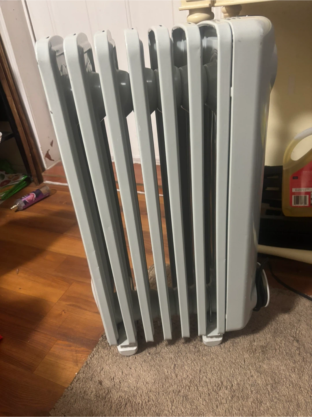 DeLonghi Oil Heater - Great Condition! - photo 2