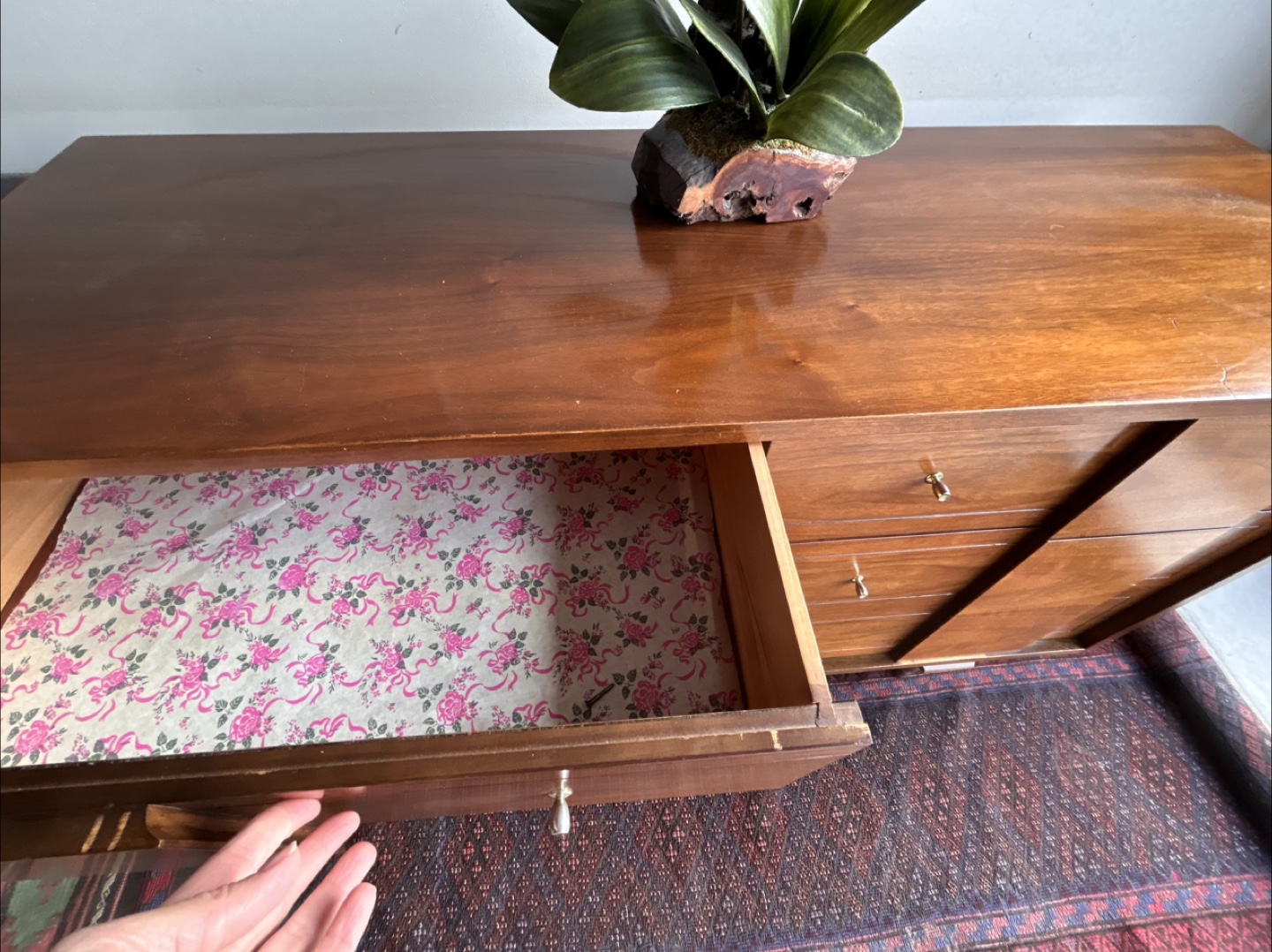 Mid-Century Modern Wood Dresser - photo 5