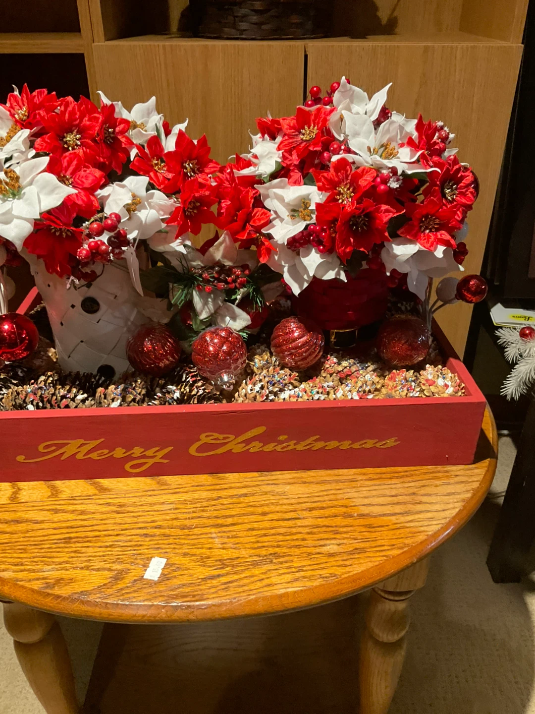 Christmas Floral Arrangement - photo 2