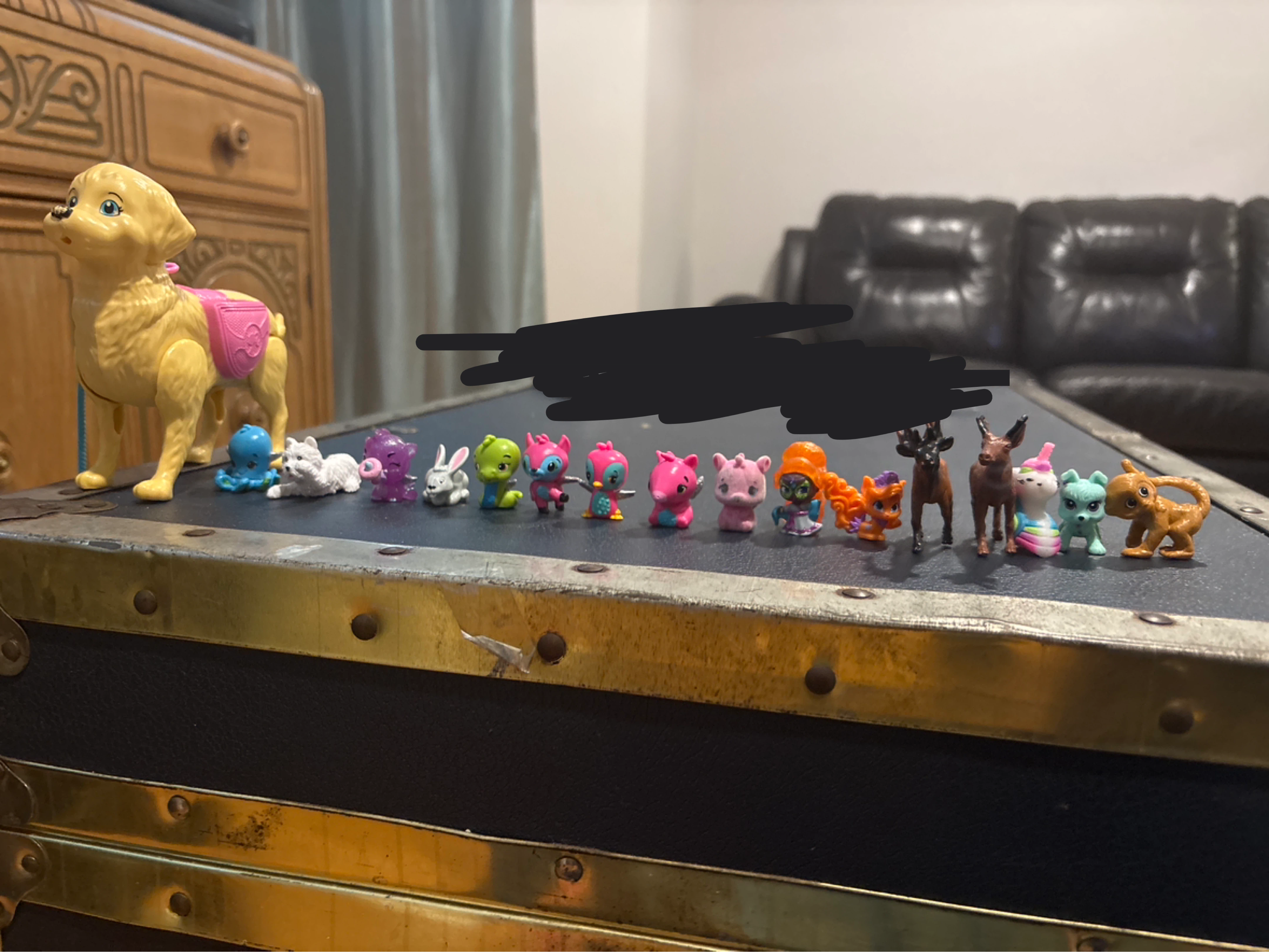Assortment of animal toys - photo 2