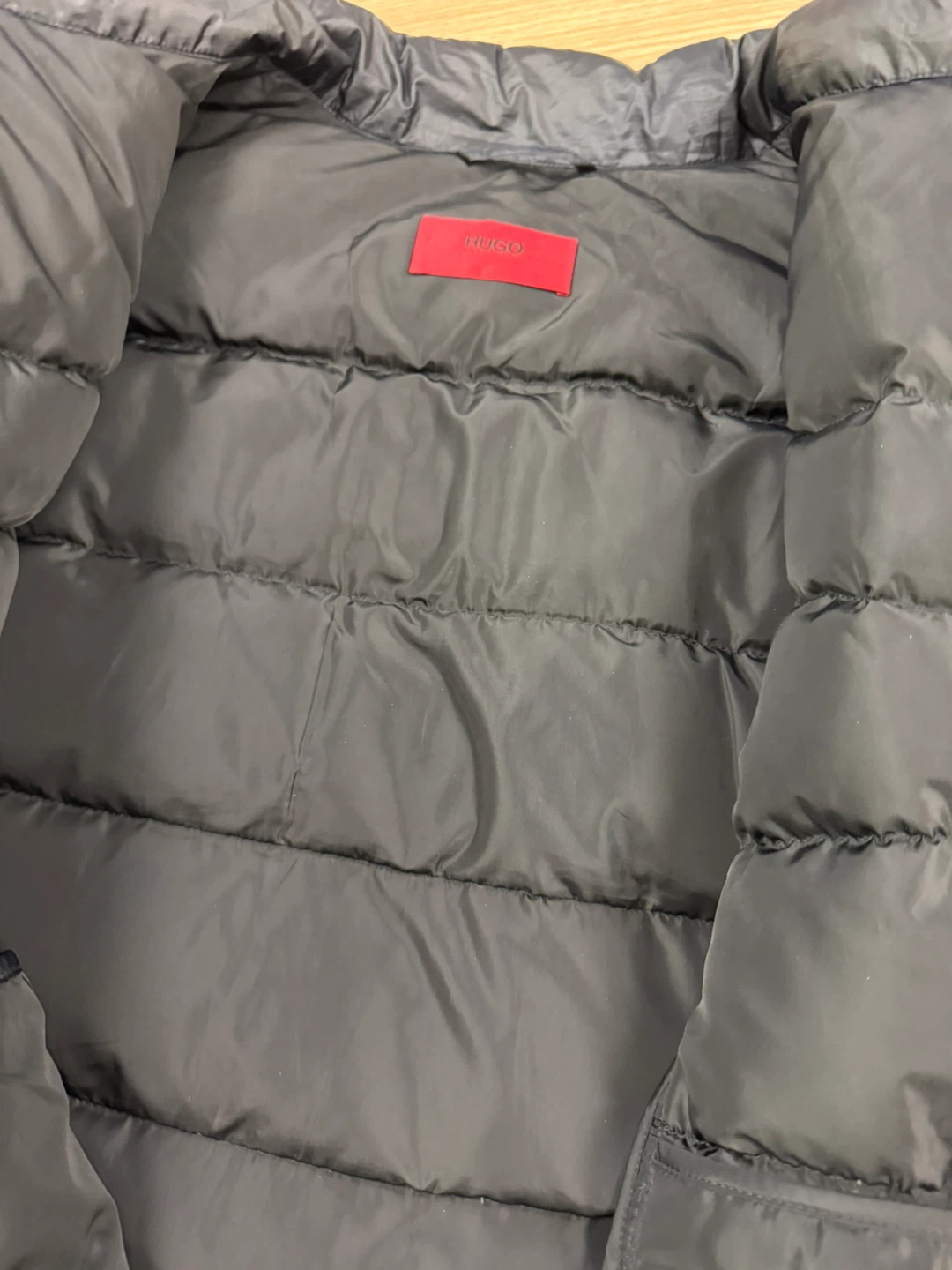 Hugo Boss Puffer Jacket Size M - photo 5
