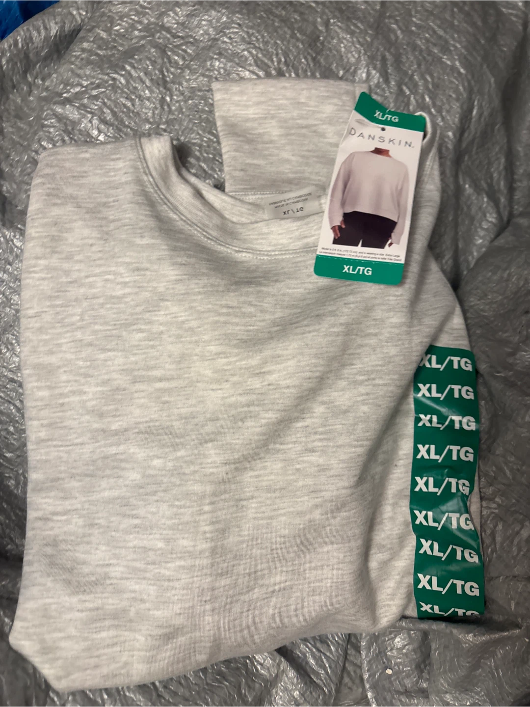 New ladies Danskin XL/TG Crewneck Sweatshirt