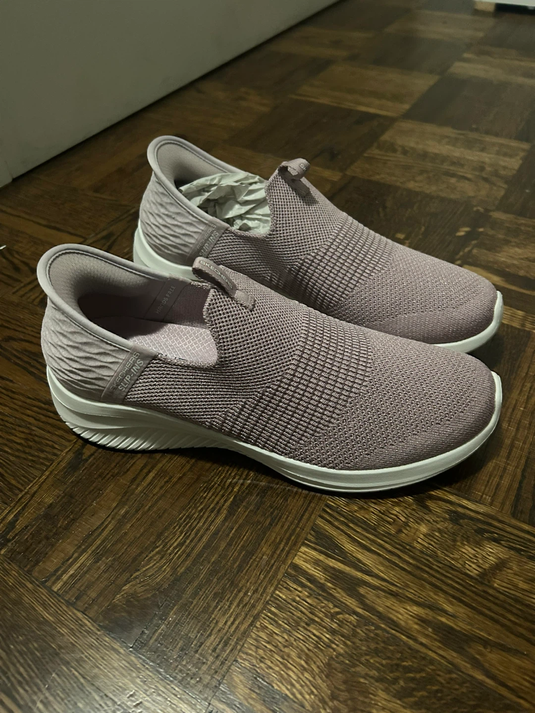New Skechers Slip-ins Womens Shoes - size 10