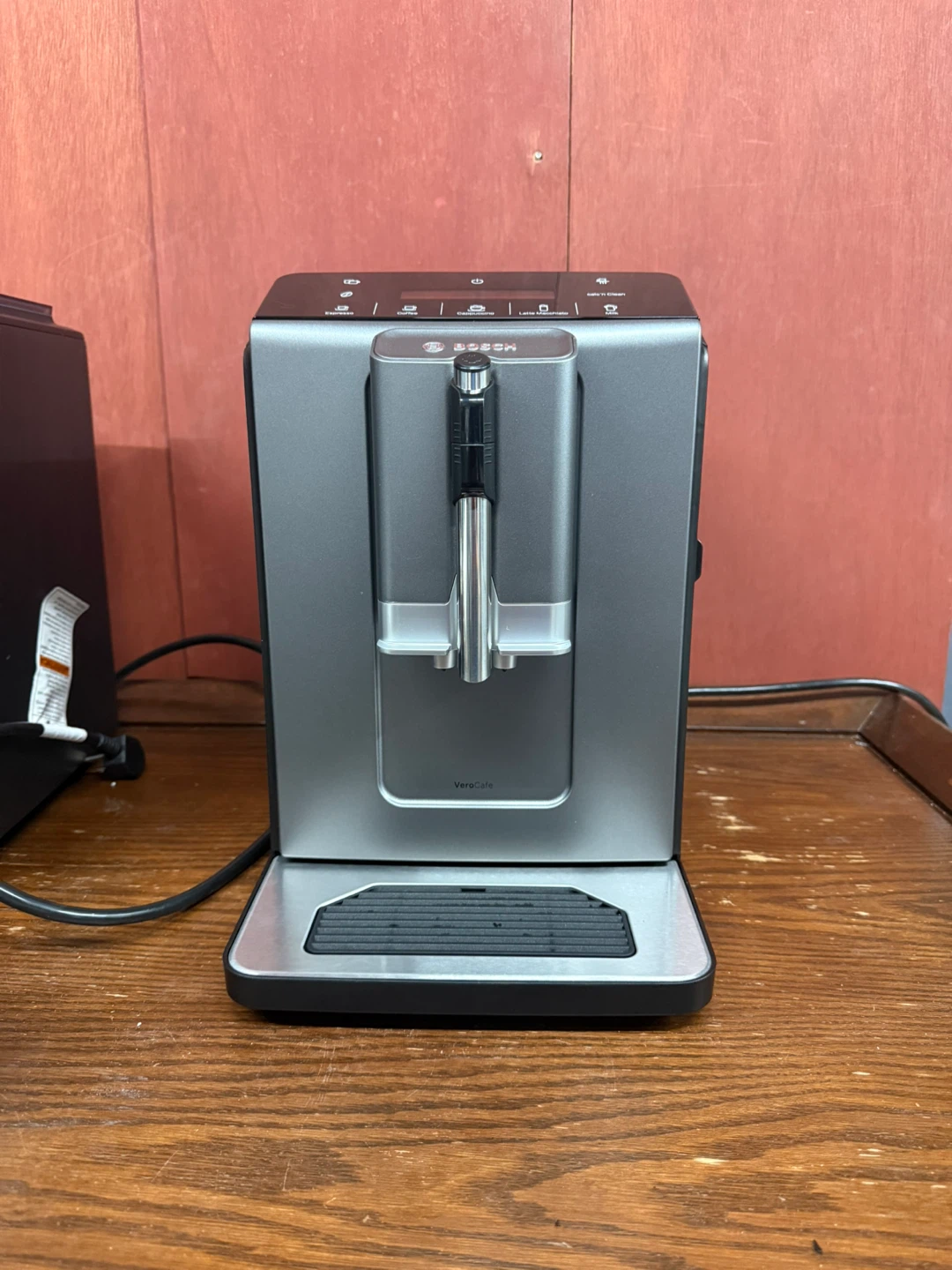 Bosch 300 Series VeroCafe Automatic Espresso Machine TIU20508