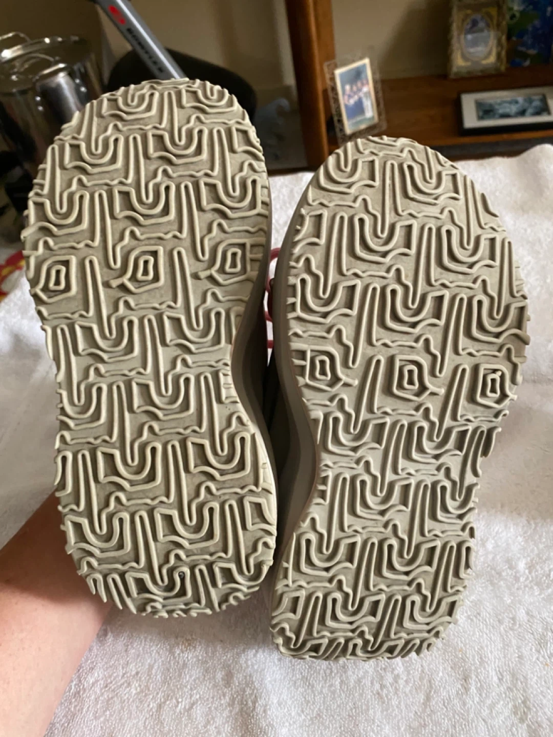 SIX Eleanor Platform Sneakers -  size 6 - photo 2