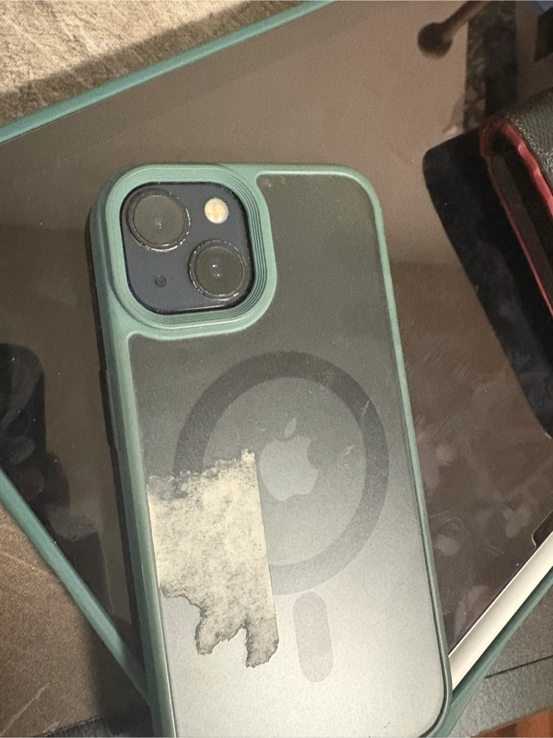iPhone 13 with Damaged Screen - photo 2