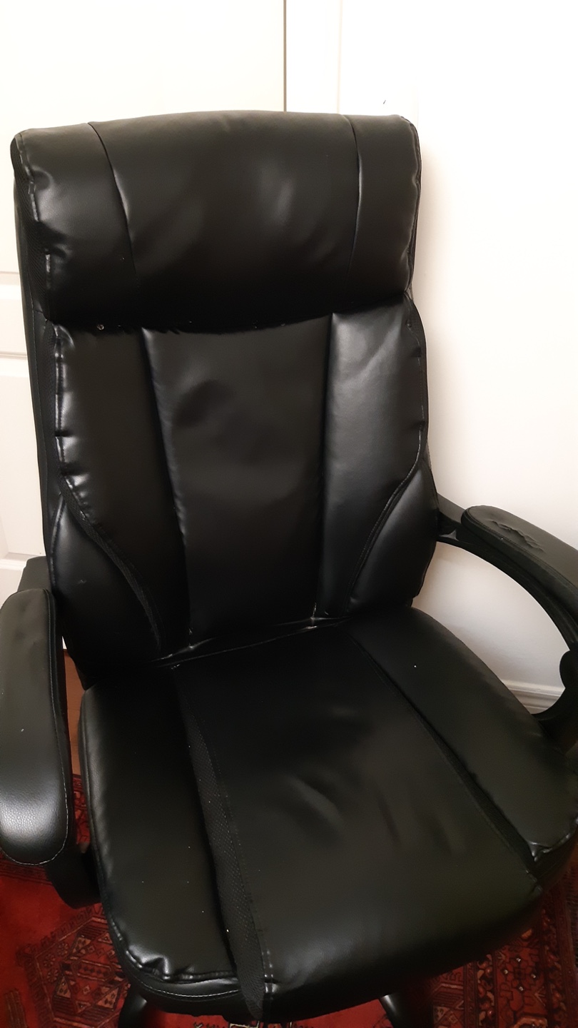 Black Leather Ergonomic Desk Chair