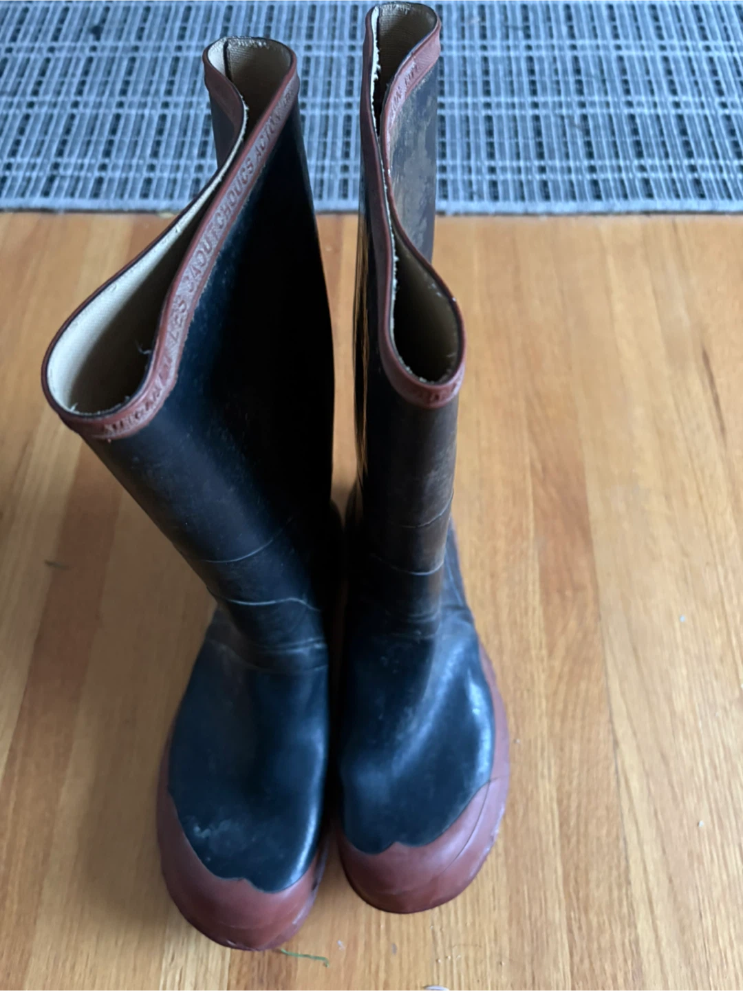 Davis Rubber Boots - Size 7