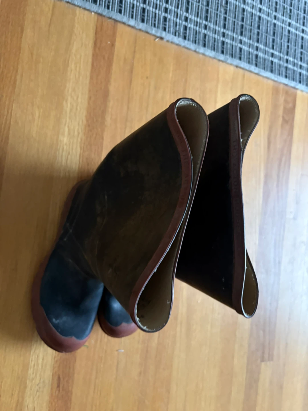 Davis Rubber Boots - Size 7 - photo 3
