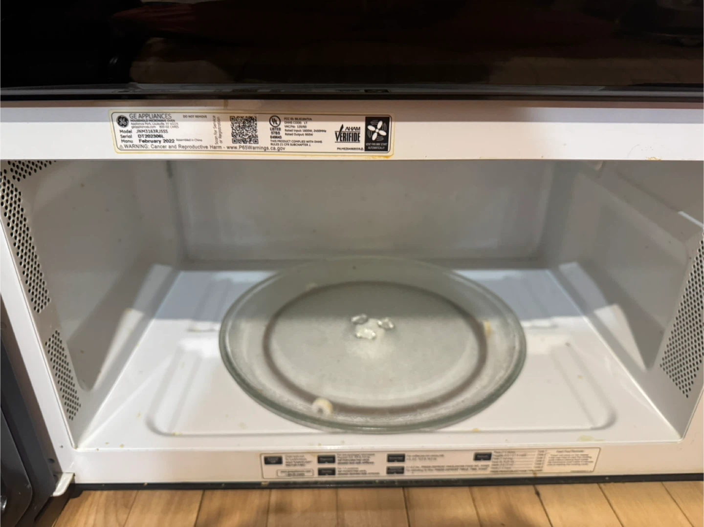 GE Microwave Oven(30” over the range) - photo 2