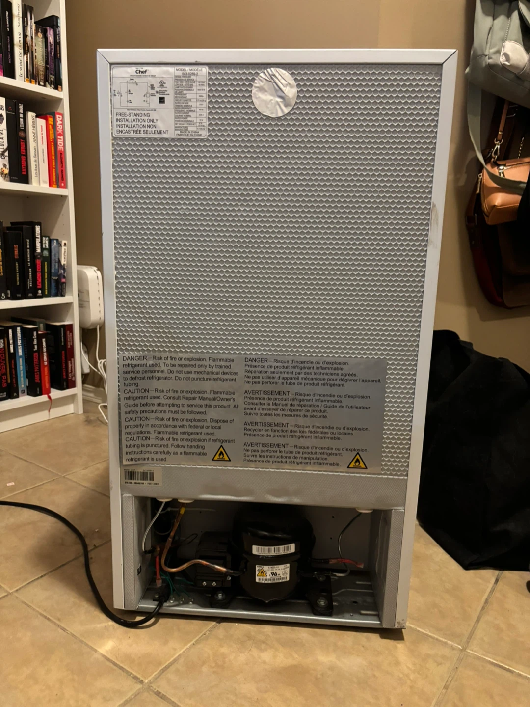 Master Chef Compact Mini Fridge - photo 4