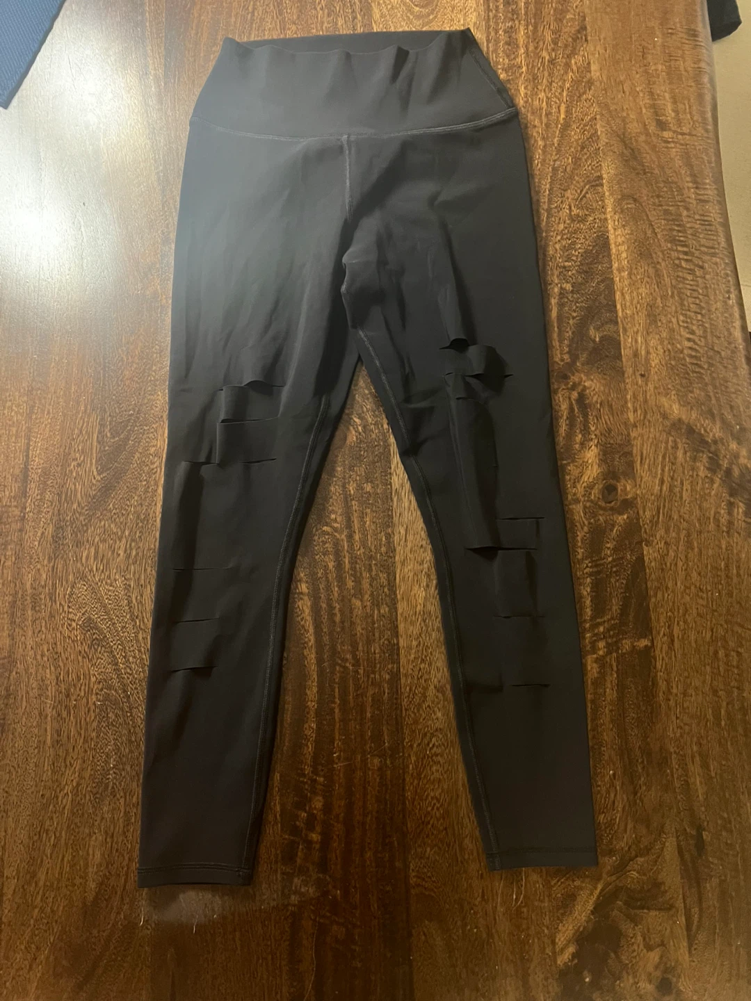 ALO Ripped Warrior Leggings - Size S