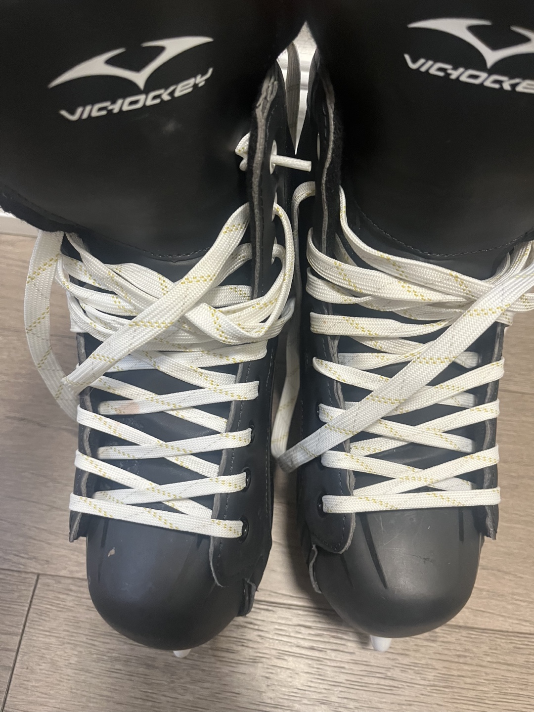 VIC Hockey Skates - Size US 7 - photo 2