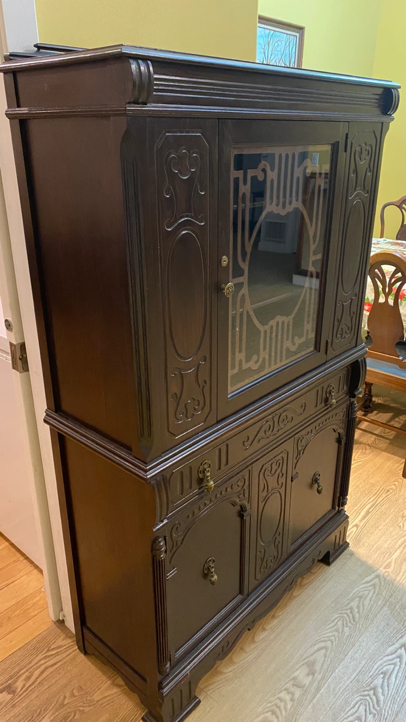 Antique Krug Bros Oak Wood China Cabinet Hutch (CAN DELIVER) - photo 4