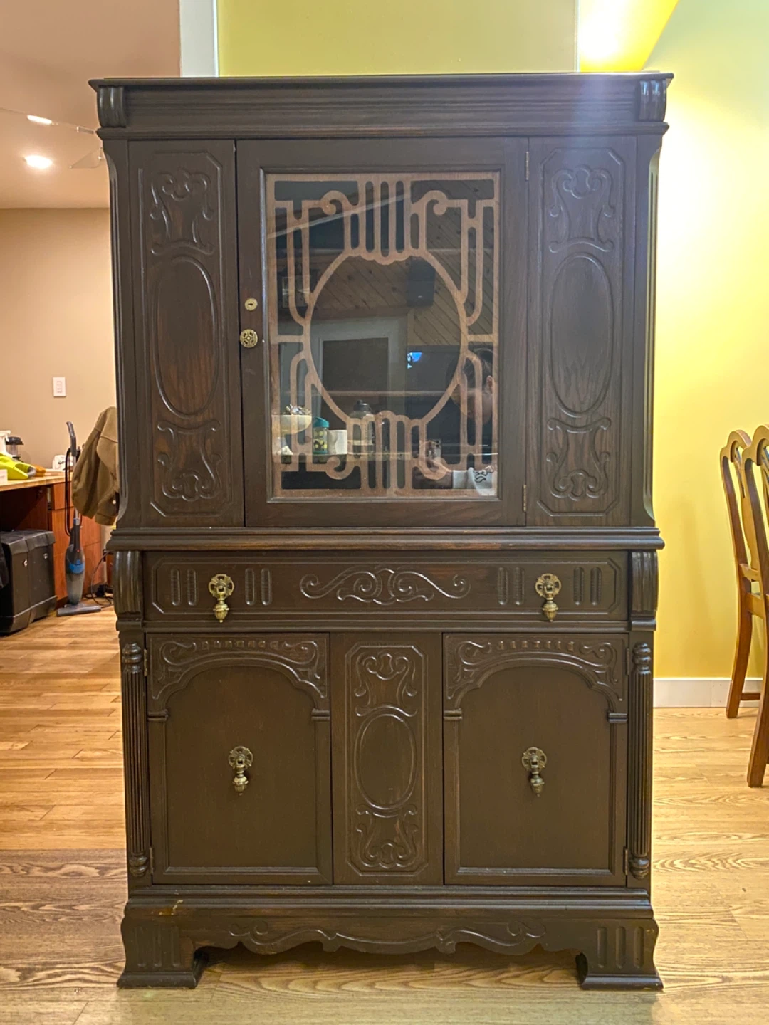 Antique Krug Bros Oak Wood China Cabinet Hutch (CAN DELIVER)